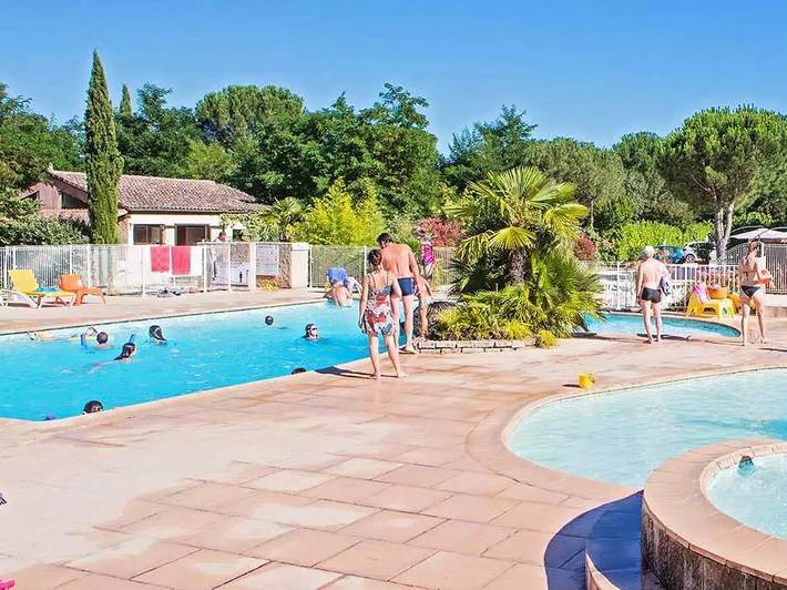 Mobil home pour 4 personnes, avec Terrasse et Piscine à Joyeuse