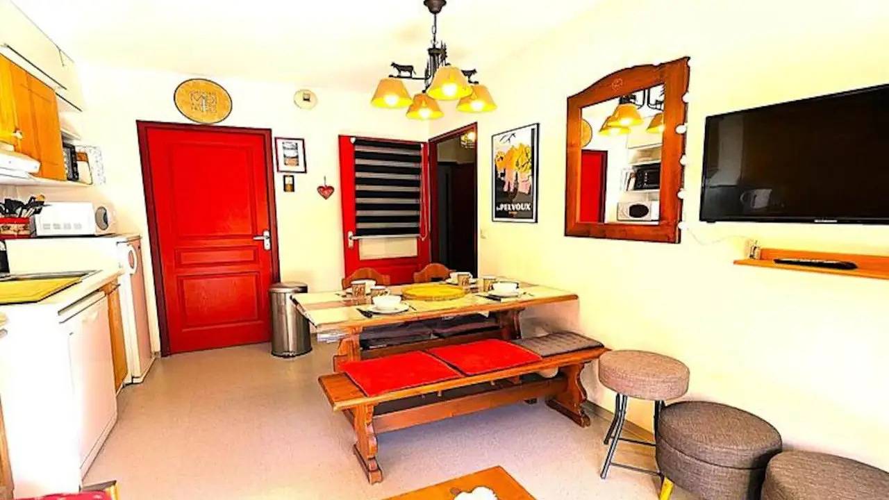 Entire holiday apartment, Ferienwohnung für 6 Personen (36 m²) in Pelvoux in Vallouise-Pelvoux, Écrins National Park