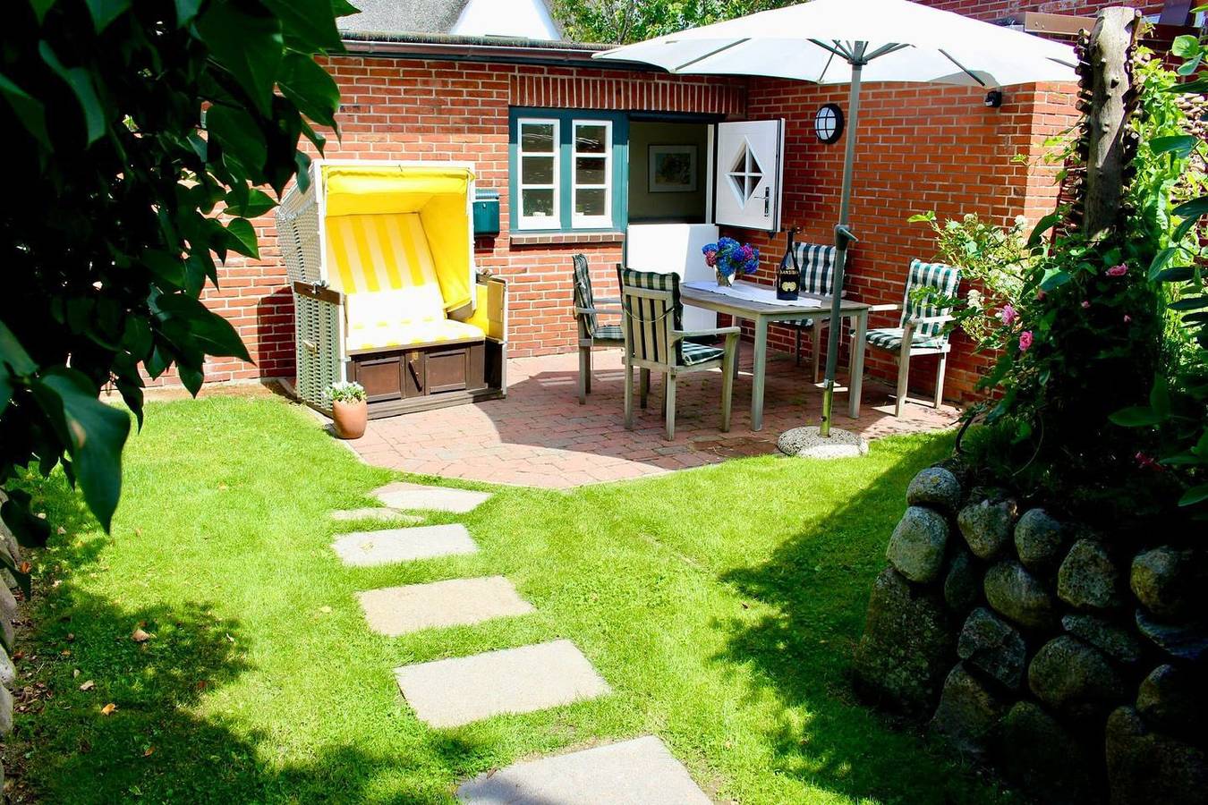 Ganze Wohnung, Tinkas Kate – Charmanter Bungalow mit Garten in Westerland, Sylt in Westerland, Sylt (Gemeinde)