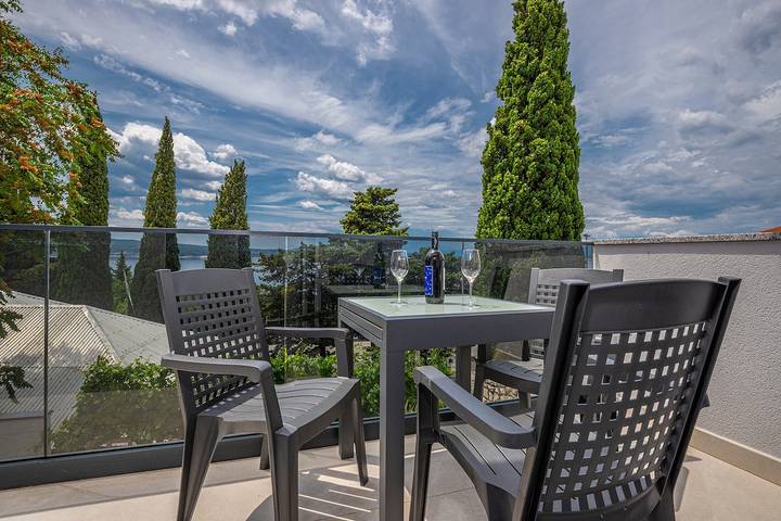 Ferienwohnung für 4 Personen, mit Balkon in Crikvenica