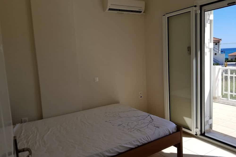 Foinikounta Central Beach Villa (Peace & Proximity) in Finikounda, Messenien