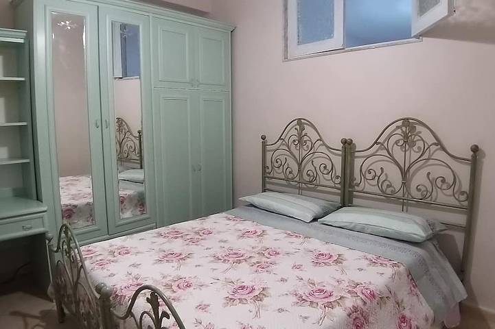 Gîte pour 5 personnes, avec balcon à Barletta - 4