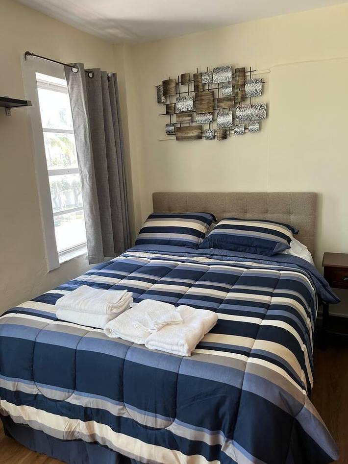 Charming 4-Bed House in Miami Beach hosted by Albe in Atlantic Heights, Miami Beach