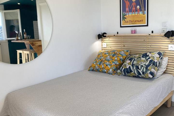 Gîte pour 3 personnes, avec jardin et balcon, animaux acceptés dans Plage La Capte - 2