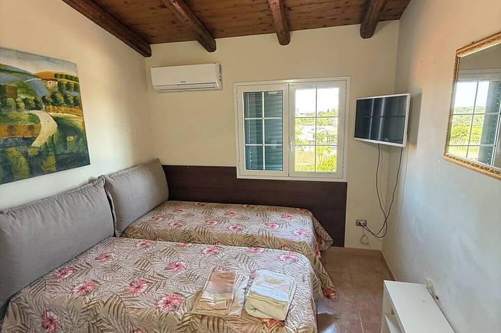 Apartamento de vacaciones Villa Ludovica, relajación y confort, piscina 6x12 in Siracusa, Provincia de Siracusa