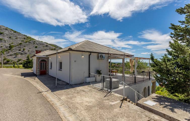 Ferienhaus mit Meerblick für 7 Personen, mit Garten und Terrasse, mit Haustier in Kvarner Bucht - 3