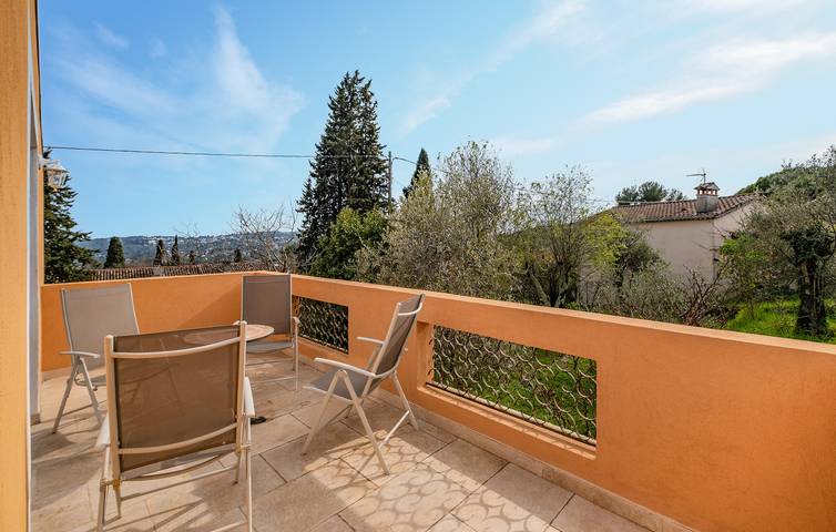 Location de vacances pour 14 personnes, avec piscine à Peymeinade - 4