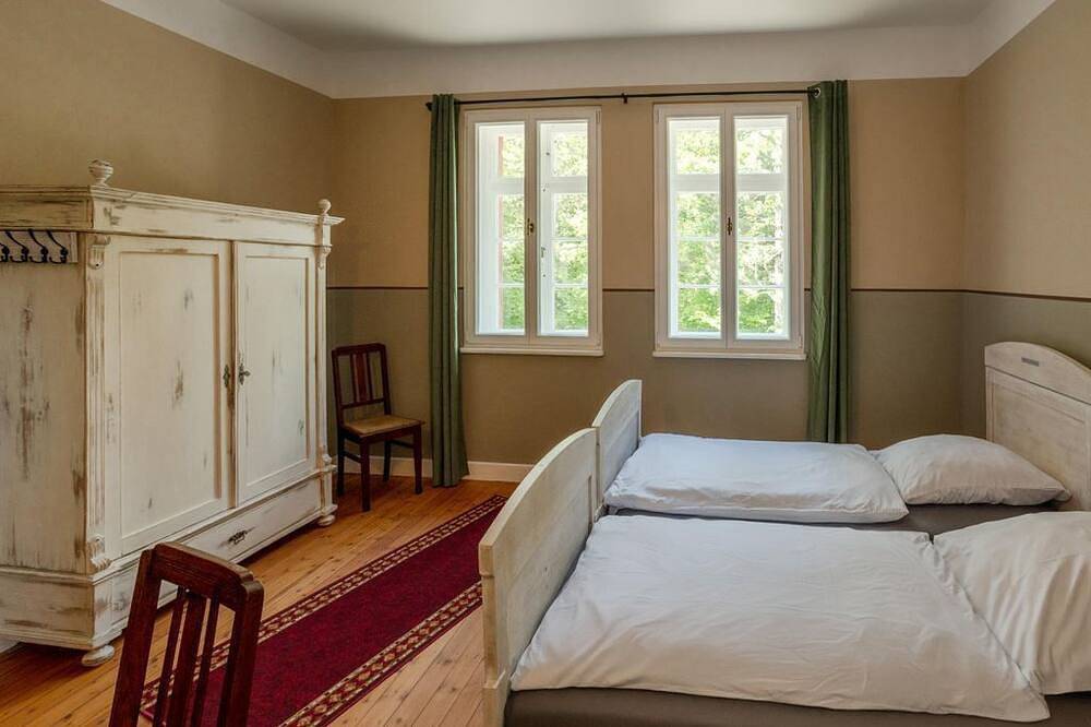 Doppelzimmer mit Wandverzierung - Museumsbahnhof Ahütte, foto 12