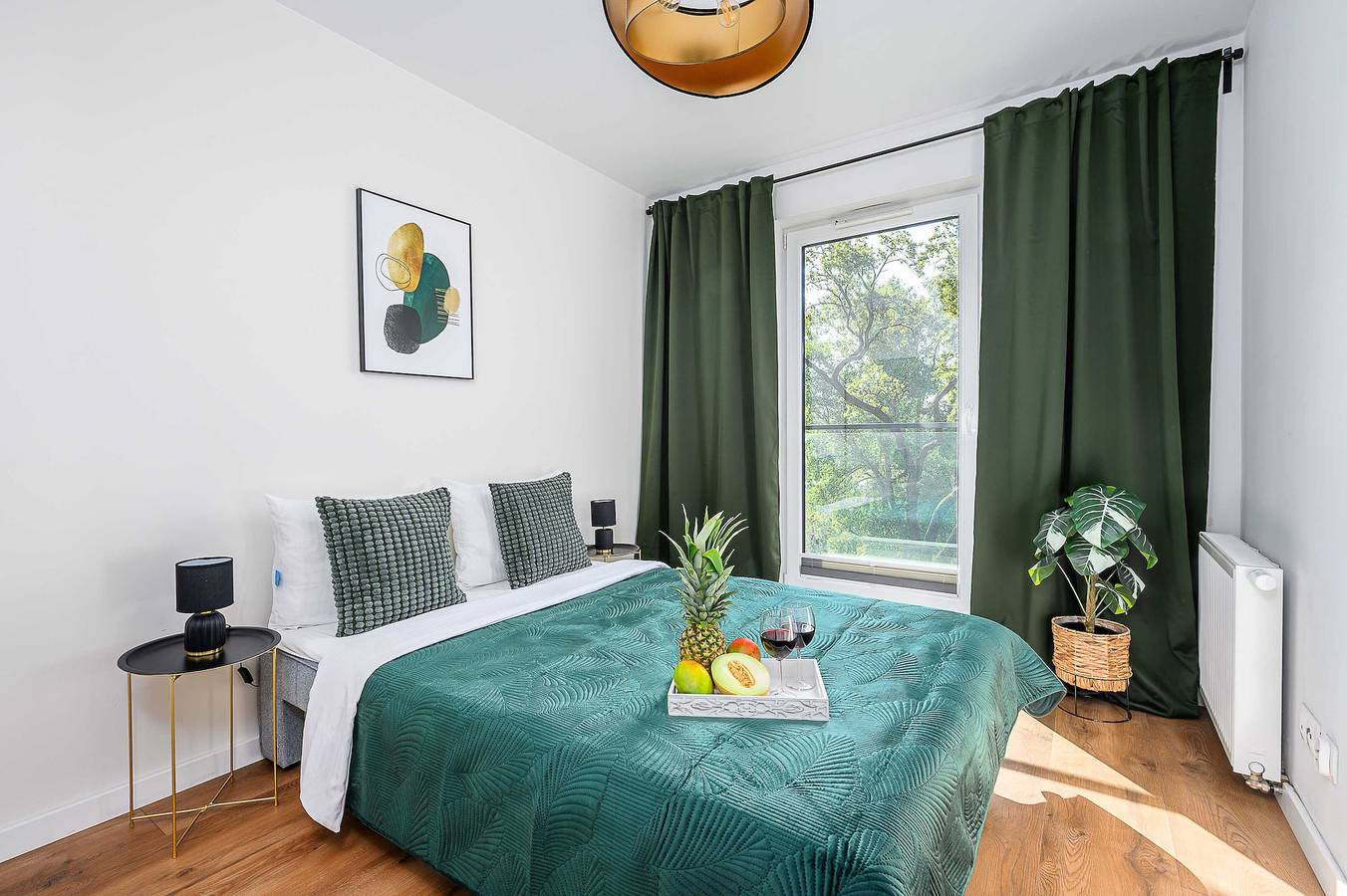 Ganze Wohnung, Luxury apart for family next to KsiäÅ¼y Måyn in Łódź, Region Lodz