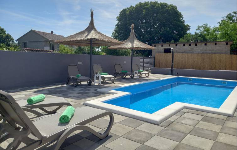 Ferienhaus für 6 Personen, mit Terrasse und Garten, mit Haustier in Sveti Petar na Moru - 2