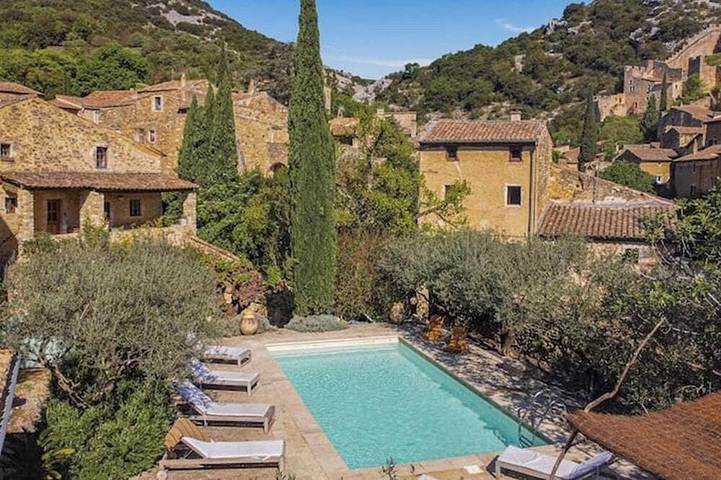 Maison de vacances pour 12 personnes, avec jardin et piscine, animaux acceptés - 1
