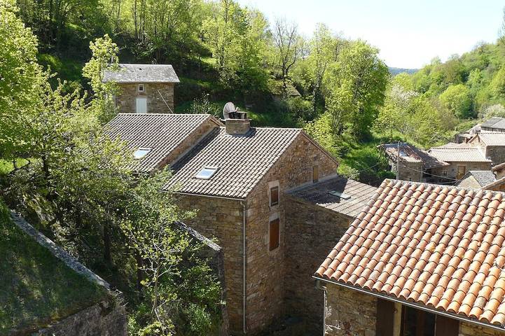 Location de vacances pour 4 personnes, avec terrasse, animaux acceptés à Viala-du-Tarn