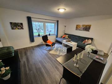 Ferienwohnung für 5 Personen, mit Terrasse und Garten, mit Haustier in Niesgrau