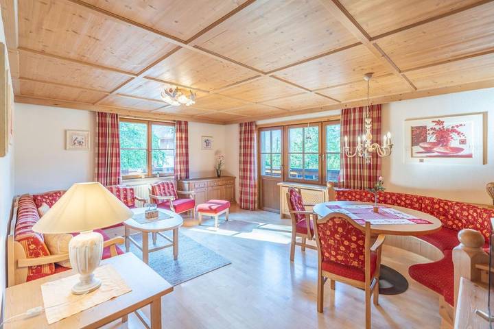 Ferienwohnung für 4 Personen, mit Balkon in Bad Oberdorf