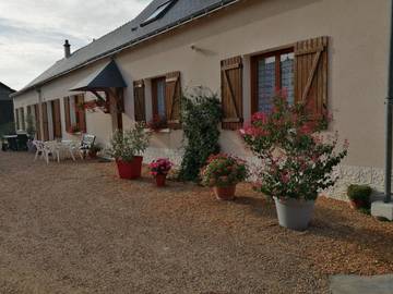 Gîte pour 4 personnes, avec jardin à Channay-sur-Lathan