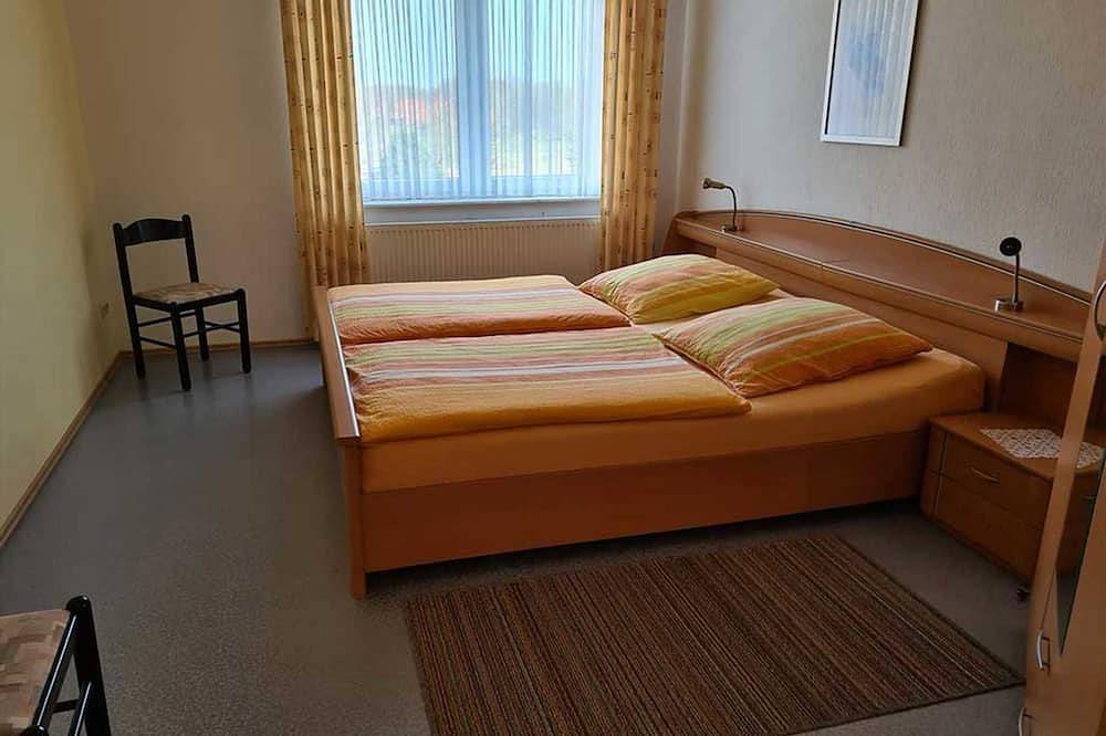Ganze Wohnung, Ferienwohnung 2 Meyerhof - Ferienwohnungen Meyerhof, 55116 in Filsum, Nordseeküste