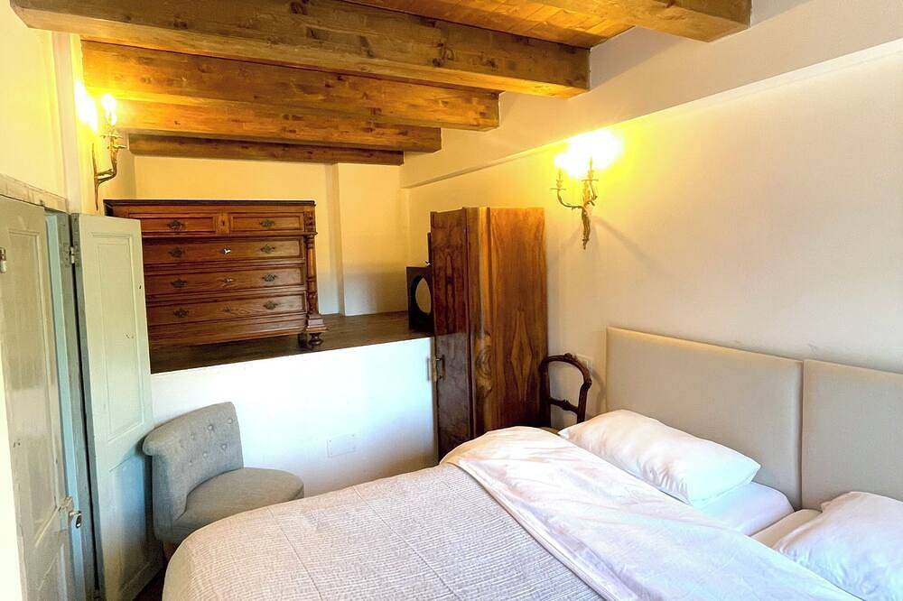 Apartamento entero, Casa Castello Sleeps 5 Isolabona Italy Sun Terrace Free Wifi in Isolabona, Alpes Ligures