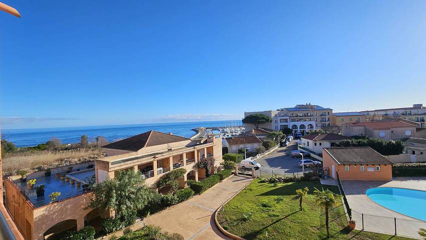 Appartement de vacances pour 6 personnes, avec Piscine