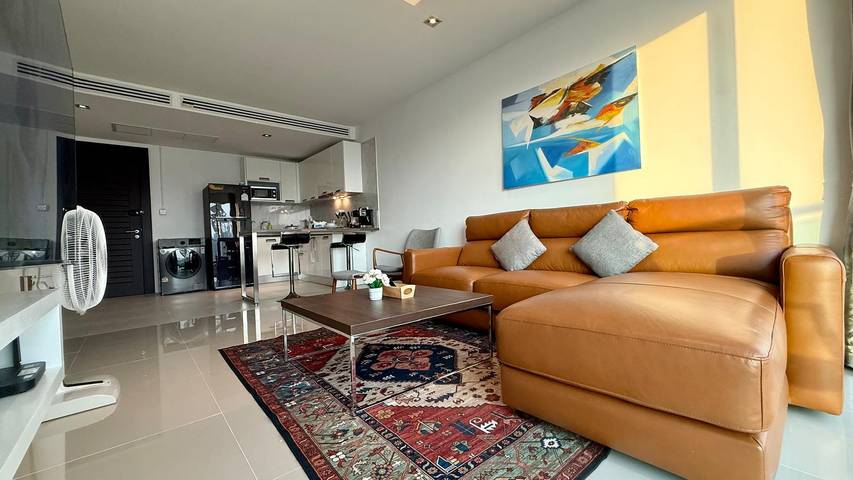 Holiday rental for 6 people, with ocean view and garden as well as view in Patong Beach