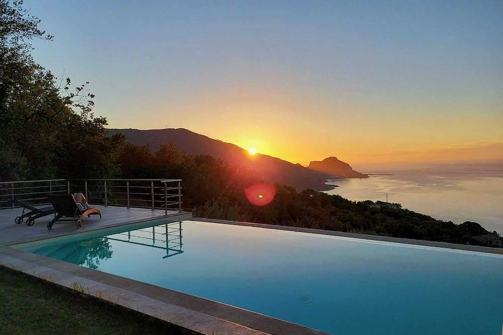Unabhängige Villa mit Garten, zehn Minuten vom Meer entfernt in Sant'Ambrogio, Cefalù (gemeinde)