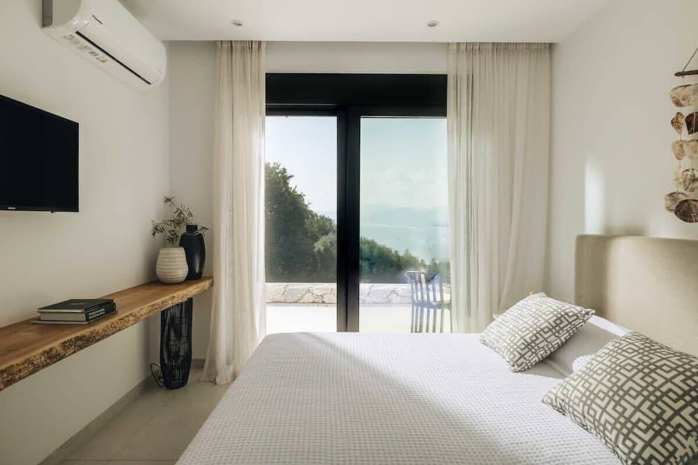 Villa No Worries - Where Tranquility meets Luxury in Palairos, Etolia-Acarnania