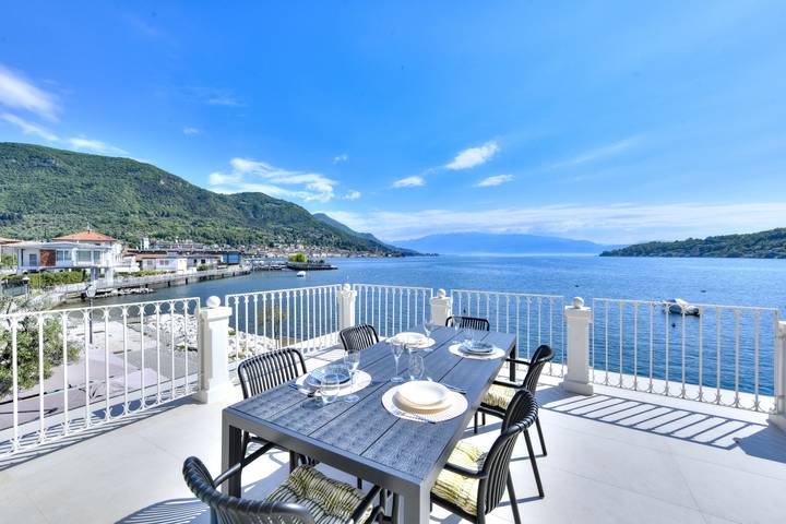 Apartamento de vacaciones para 5 personas, con vistas al lago y terraza - 1