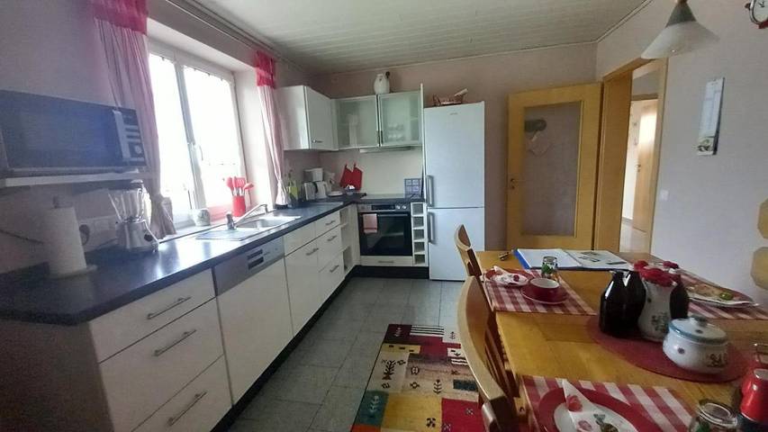 Ferienwohnung für 5 Personen, mit Balkon und Terrasse sowie Garten und Ausblick in Burtenbach - 3