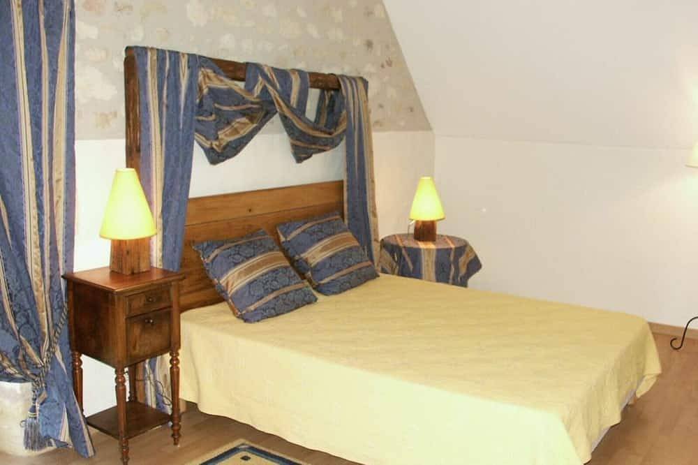 Casa rural en el corazón del bosque de Chinon con jardín privado y sala de juegos in Saint-Benoît-la-Forêt, Valle del Loira