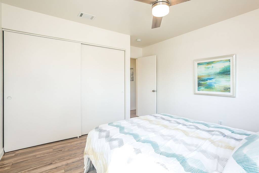 Neu gelistet! Geräumiges modernes Strandhaus - zu Fuß zum Strand in Ventura, Ventura County