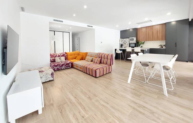 Appartement spacieux avec piscine, WiFi et parking près du restaurant Torre de Porta Coeli in Serra, Province de Valence