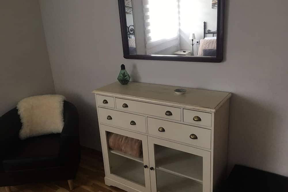Entire apartment, La pastora Gava, Apartment with parking near Barcelona. in Gavà, Baix Llobregat