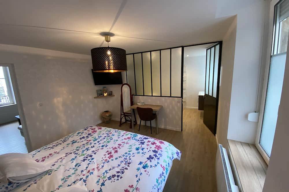 Appartement entier, Appartement-Jeannot-en Ville-Douche-Vue ville in Contrexéville, Neufchâteau