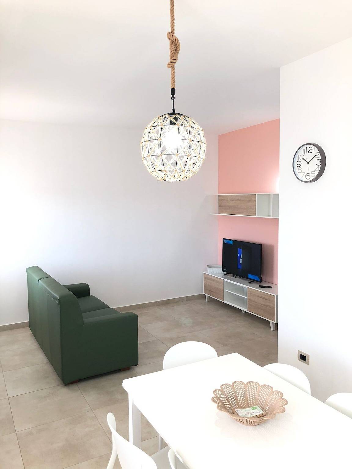 Entire apartment, Holiday Apartment "Capo Rizzuto 1" with Sea View, Private Terrace & Wi-Fi in Isola di Capo Rizzuto, Ionian Coast Calabria