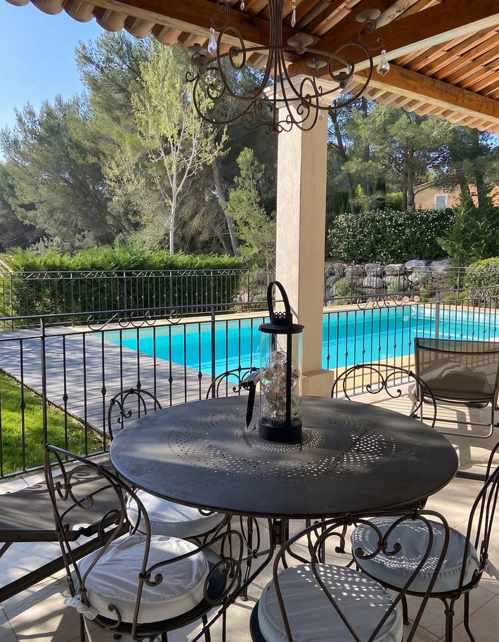 Villa encantadora en Mallemort + Piscina in Mallemort, Region de Arles
