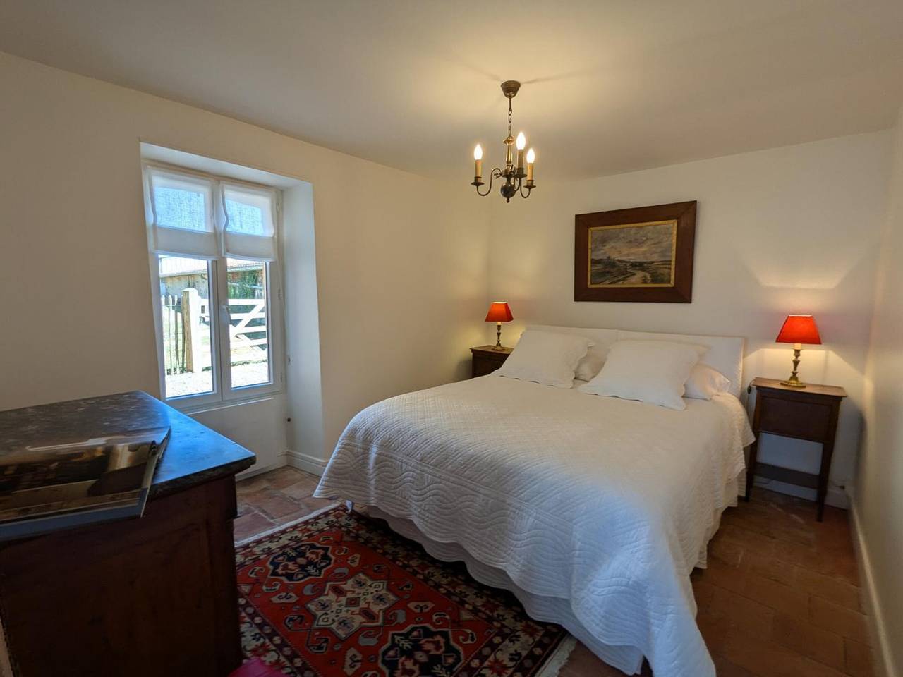 Encantadora Casa de Campo con Piscina Climatizada en Charente in Abzac, Charente