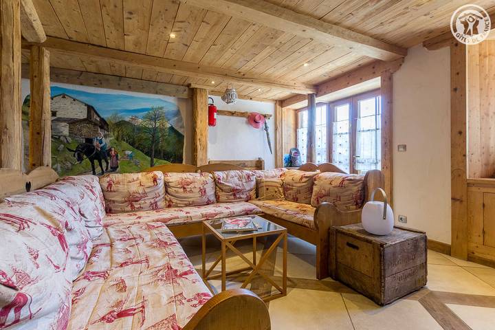 Gîte pour 12 personnes, avec sauna et terrasse à Montvalezan - 2