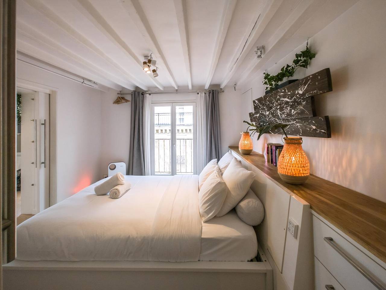 Entire apartment, Saint-Germain-Des-Près Love Story in Paris, Ile de France