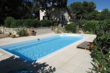 Location de vacances pour 7 personnes, avec jardin à Villeneuve-lès-Avignon
