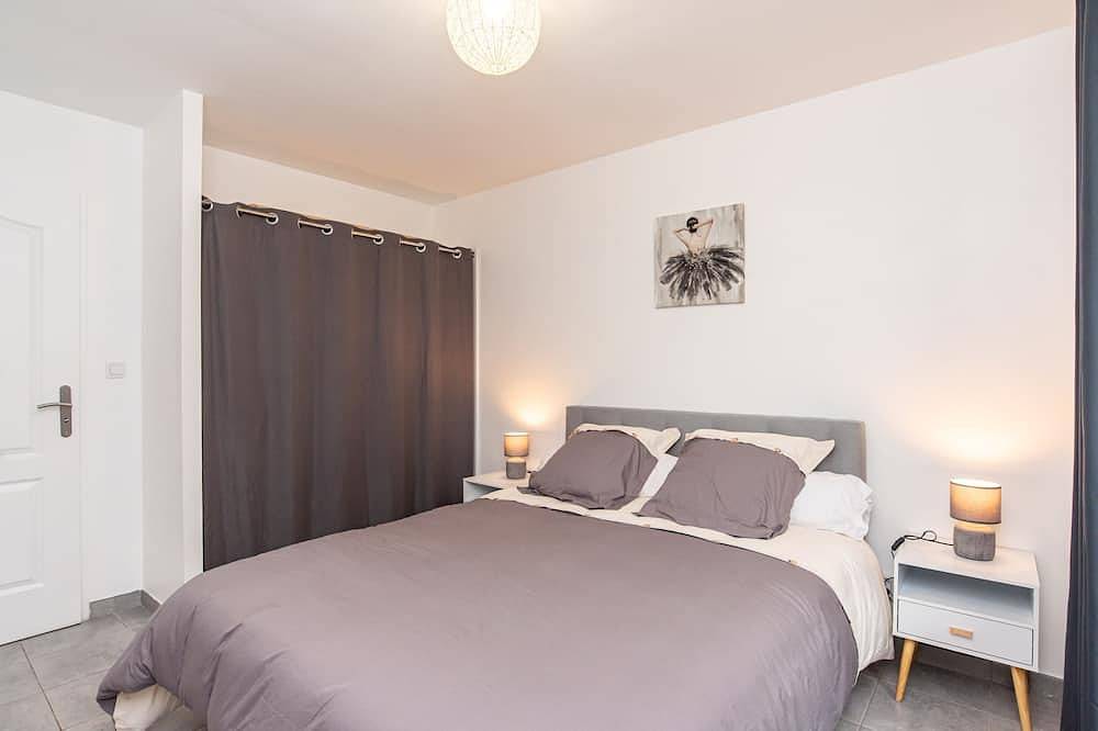 Gitelestournesols 3ch,4lits3Queen size clim parking jardin wifi Toulouse blagnac in Bruguières, Toulouse region