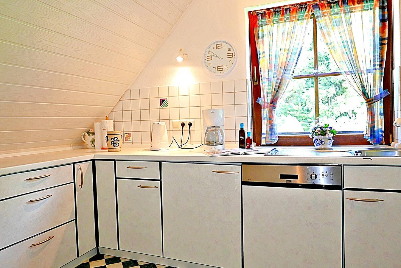 Ganze Wohnung, Landhaus Seiler - Ferienwohnung '75qm' mit Balkon und Wi-Fi in Kniebis, Freudenstadt