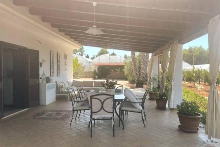 Villa per 5 persone, con Balcone e Terrazza nonché Giardino e Panorama a Gallipoli