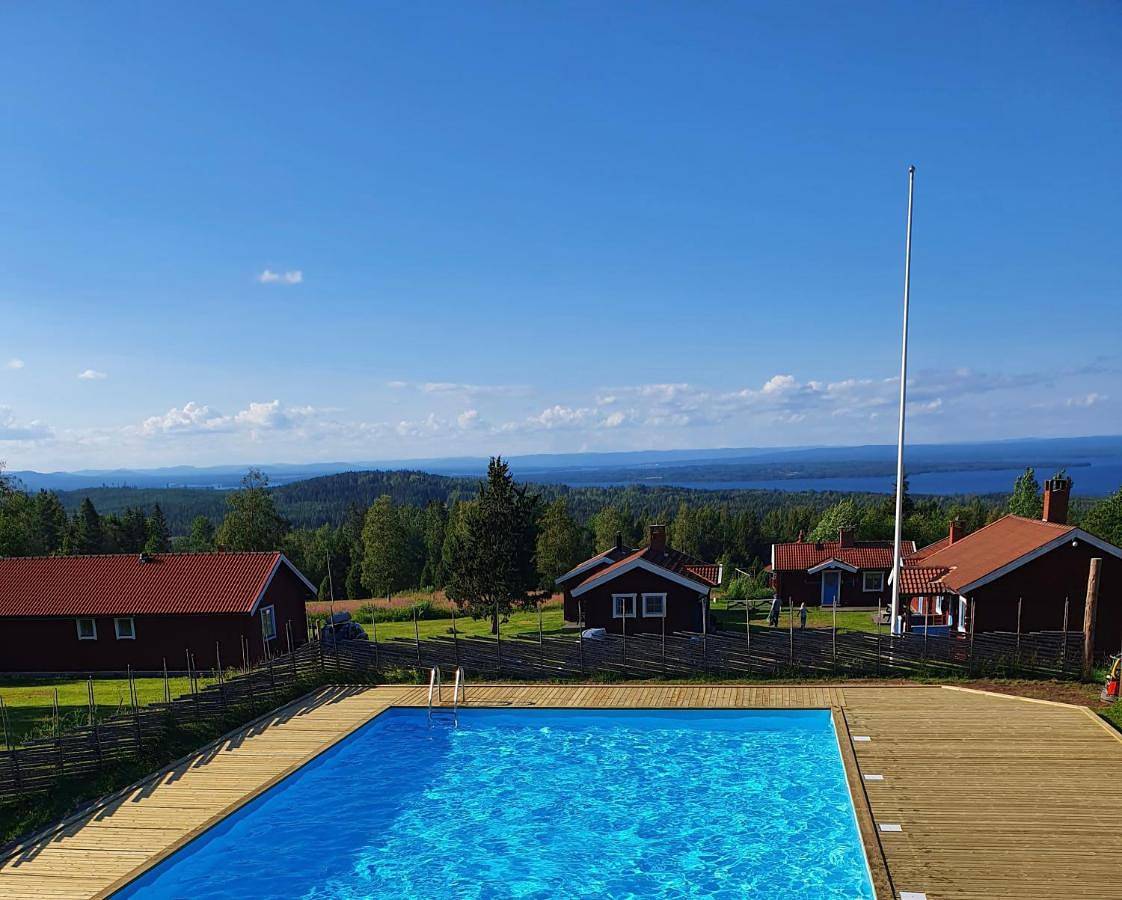 Åsengården Boende & Gästgiveri in Siljan meer