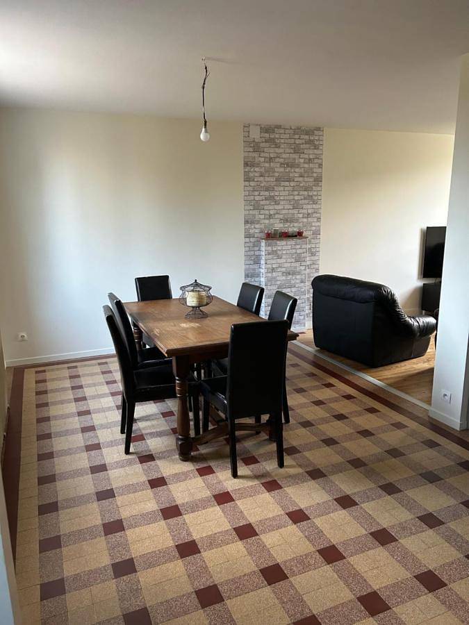 Location de vacances pour 6 personnes, avec jardin à La Suze-sur-Sarthe - 4