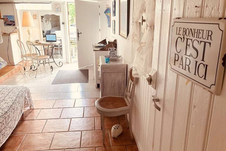 Gîte pour 2 personnes, avec balcon et jardin à Sussac - 2