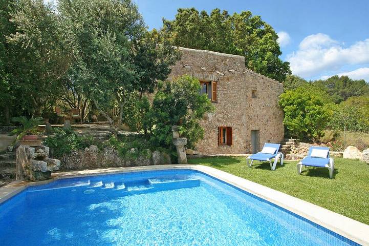 Villa for 4 people, with terrace and garden - 1