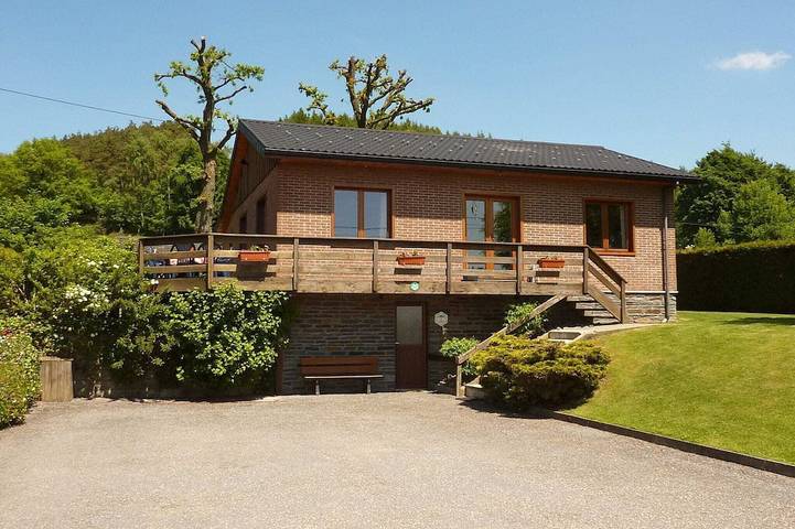 Ferienhaus für 10 Personen, mit Terrasse und Sauna sowie Garten - 1