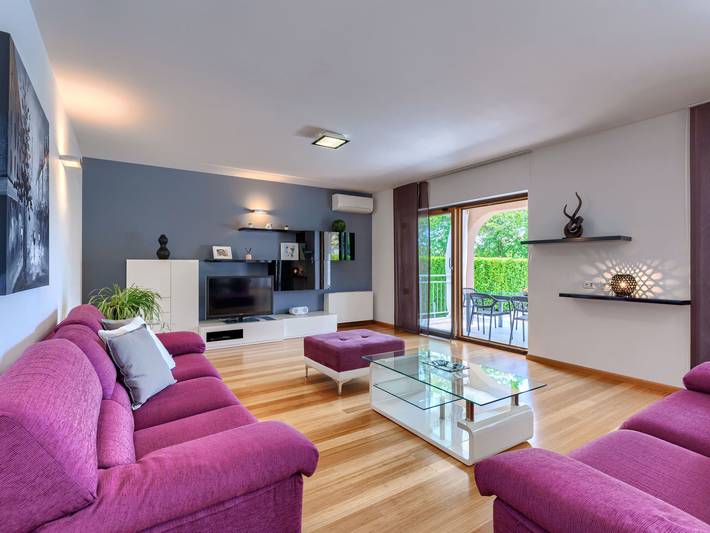 Ferienhaus für 6 Personen, mit Terrasse und Pool sowie Garten in Sveti Petar u Šumi - 3