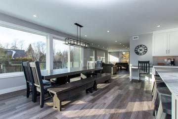 Vacation Rental for 20 Guests in Blue Mountain (Ontario), Lake Huron ON, Picture 4