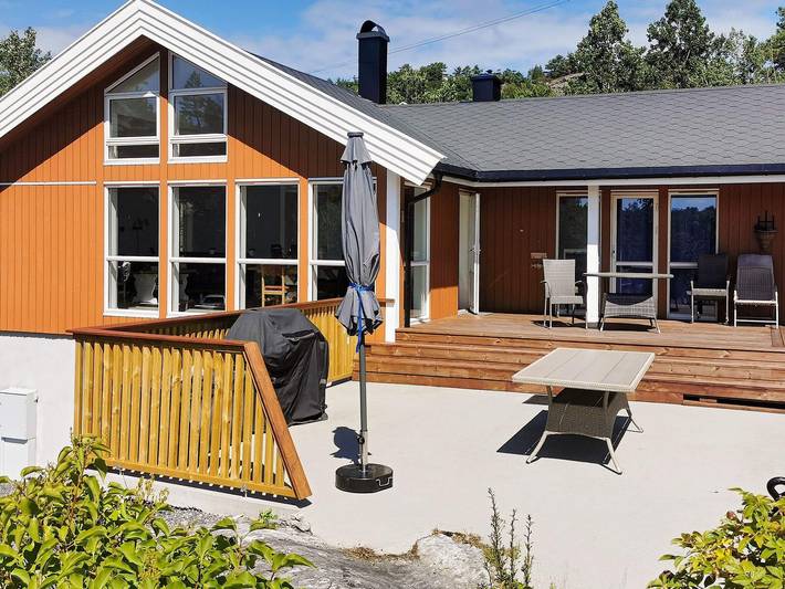 Ferienhaus für 10 Personen, mit Terrasse und Garten in Telemark