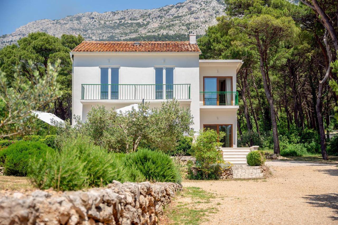 Three-Bedroom Villa in Punta Rata, Brela